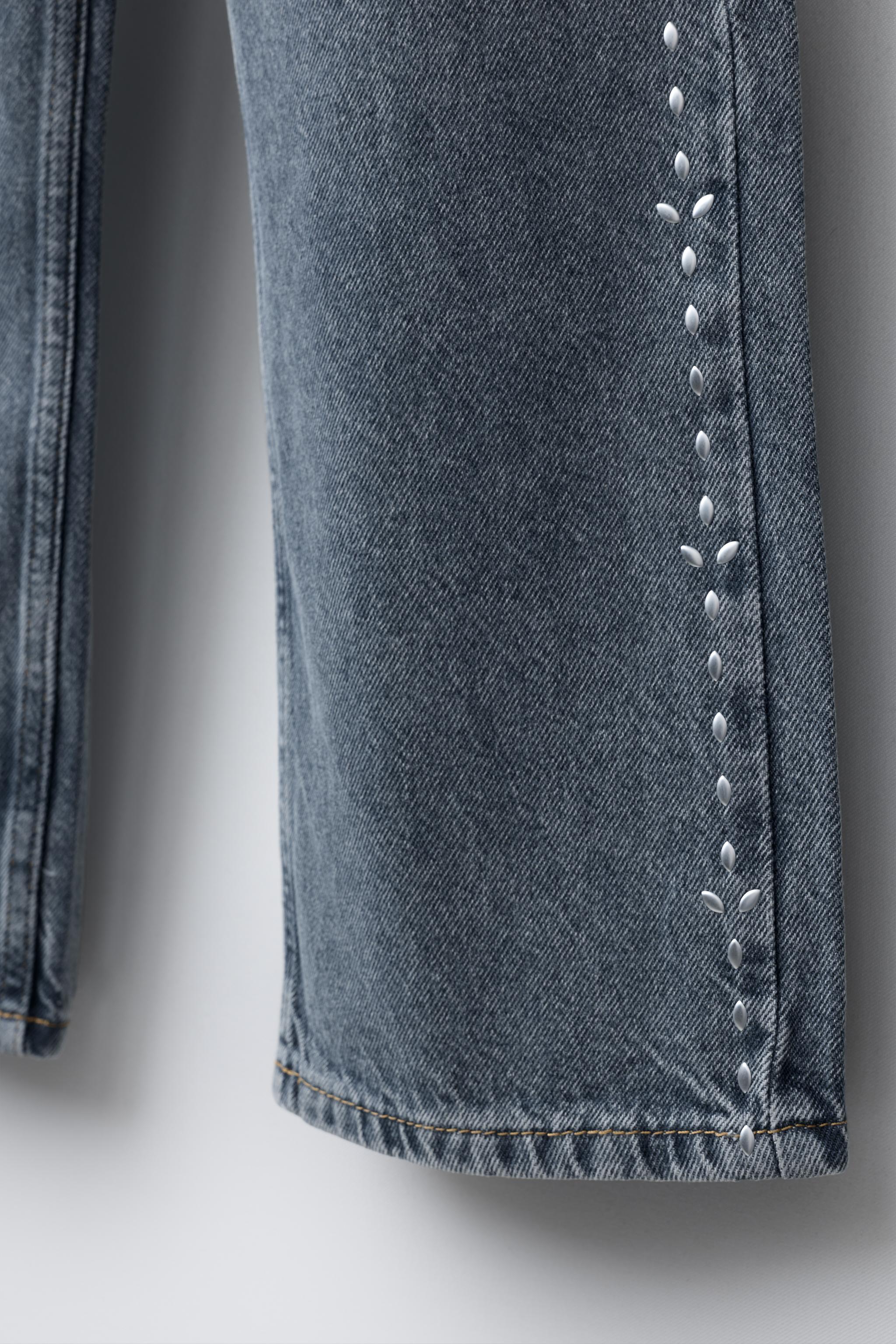 STUDDED WIDE LEG JEANS